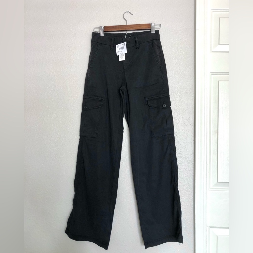 NWT American Eagle Outfitters Black cargo Trousers